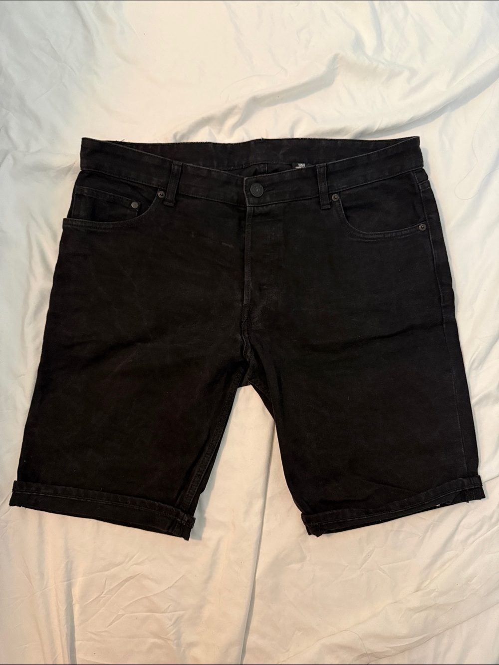 H&M Black Men's Denim Short Shorts with Cuffed Hem